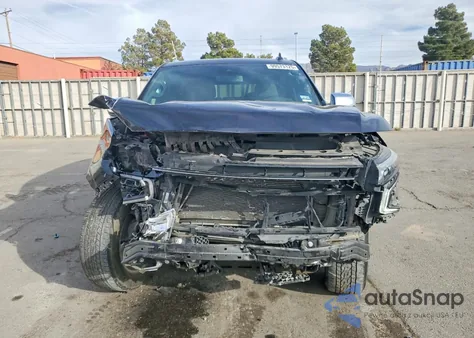 2023 Chevrolet Tahoe C1500 Premier z USA, uszkodzony, nr VIN 1GNSCSKDXPR257126